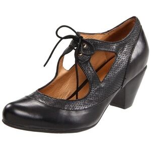 Miz Mooz Marion Black Leather Mary Jane Tie Up Shoes, size 7